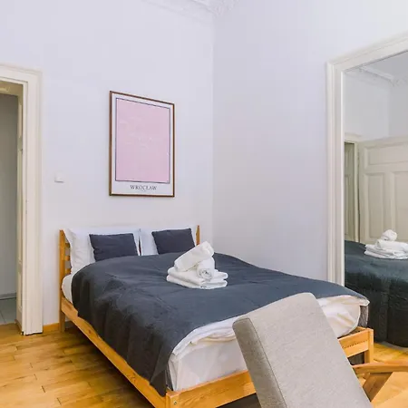 Апартаменты Plac Grunwaldzki Cosy By Bookinghost *