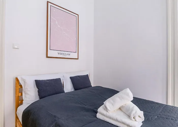 Apartment Plac Grunwaldzki Cosy By Bookinghost Wroclaw