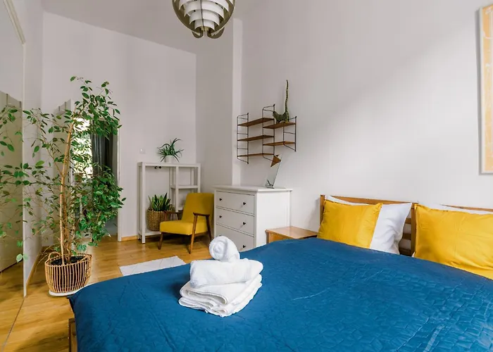 Plac Grunwaldzki Cosy By Bookinghost