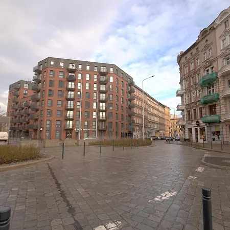 Plac Grunwaldzki Cosy By Bookinghost