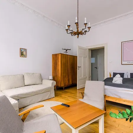 Plac Grunwaldzki Cosy 아파트 *