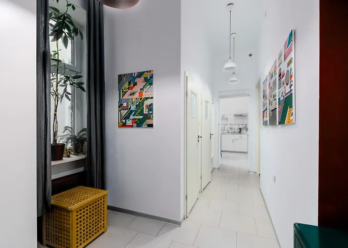 Plac Grunwaldzki Cosy By Bookinghost